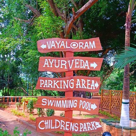 The River Retreat Heritage Ayurvedic Resort Shoranur Extérieur photo