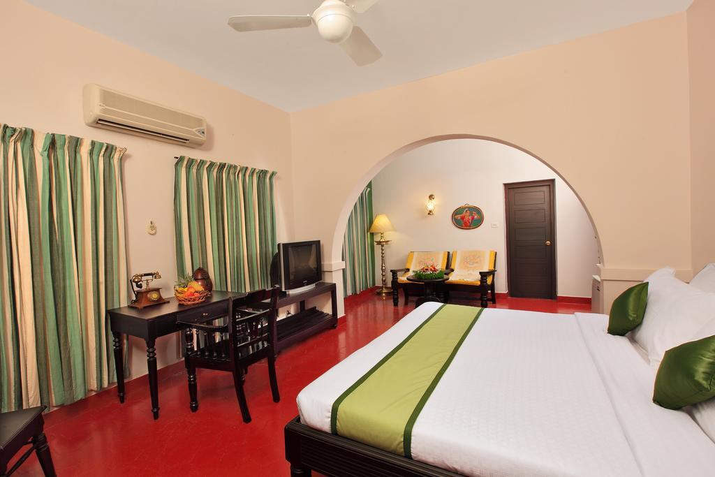 The River Retreat Heritage Ayurvedic Resort Shoranur Extérieur photo